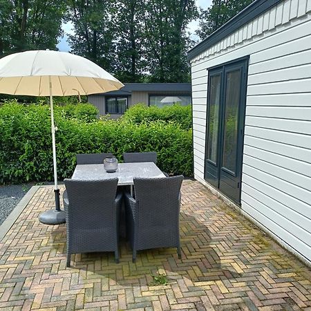 Vakantiehuisje Veluwe Bij Bos, Alleen Voor Recreatie Putten Luaran gambar