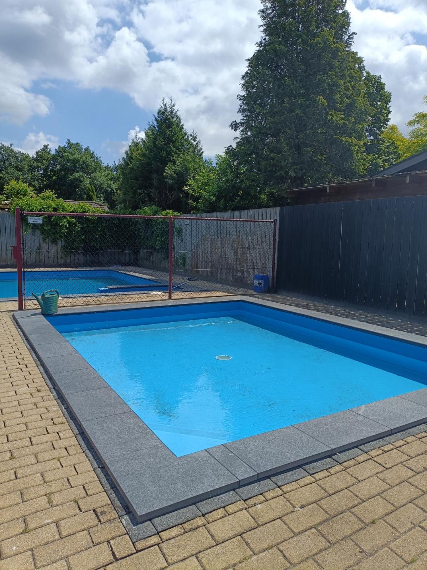 Vakantiehuisje Veluwe Bij Bos, Alleen Voor Recreatie Putten Luaran gambar